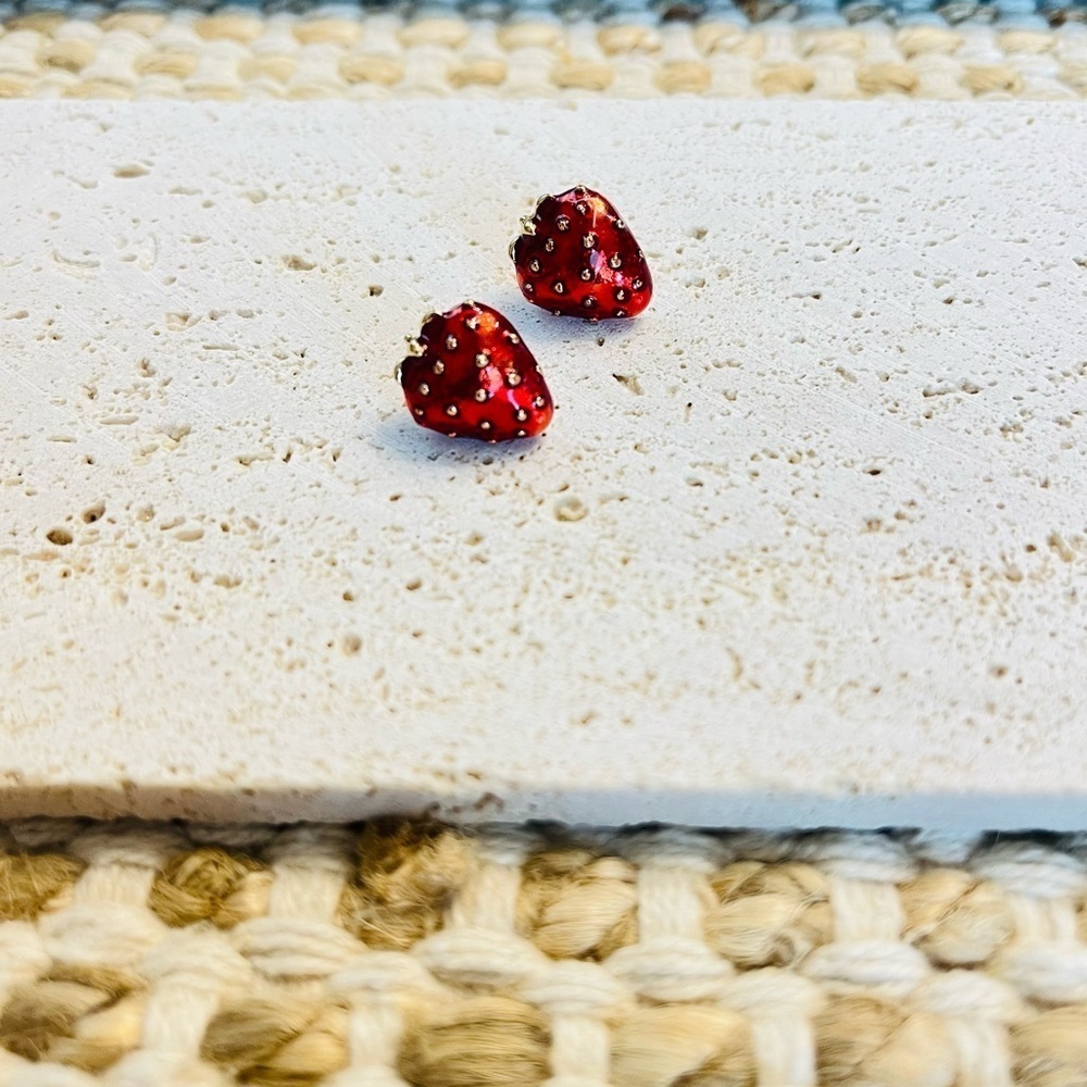 Strawberry fruit Stud Earrings